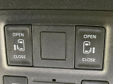 【両側パワースライドドア】スマートキーや運転席のスイッチで後席両側スライドドアの開閉が可能♪電動だから力を入れてドアを開ける必要が無く、小さなお子様でも簡単に開け閉めでき快適です♪