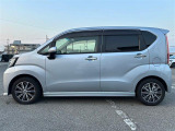 当店は、新車〜登録済未使用車、お買い得軽自動車まで、多数在庫しております♪軽自動車の事なら全て当店にお任せください!目玉車両もございますので、ぜひ一度軽ワールドへお越しくださいませ!