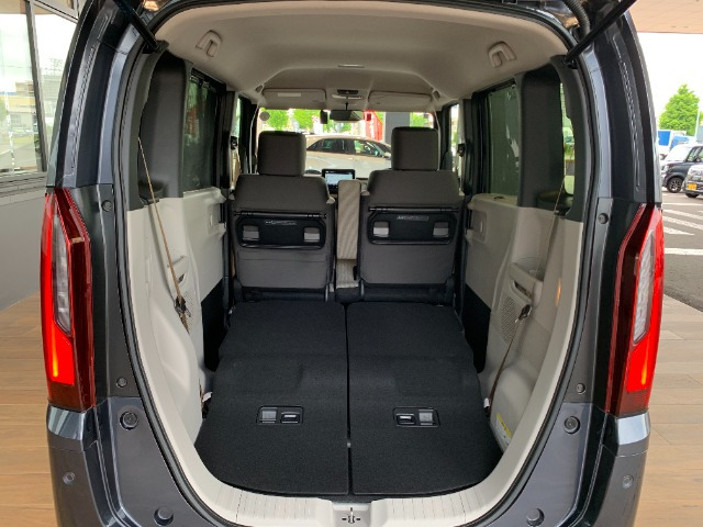 ホンダ N-BOX 660 4WD の中古車詳細 (4,000km, メテオロイド