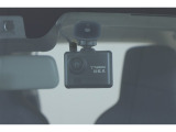 ドライブレコーダー(ユピテル SN-ST5600d)装備してますよ。 万が一の時の記録に便利ですね。