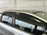ドアバイザーが付いています。