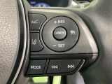 【レーダークルーズコントロール】高速道路での長距離走行が楽に!!自動で速度を保つクルーズコントロールが、衝突軽減システムと連携し、前方の車両を感知して車間を保つように速度調節してくれます!!
