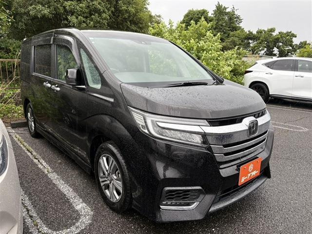 ステップワゴン 2.0 e:HEV スパーダ G EX ホンダセンシング 禁煙車 黒ハーフレザーシ...