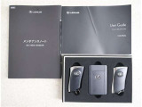キーを取り出さずにドアを施錠&解錠。クルマの始動も可能です。