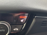 前席に寒い日も身体を温め快適なドライブをサポートしてくれるシートヒーターを装備しています。
