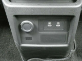 電子機器の使用が出来る12V電源と充電用のタイプC型USB電源ポートを備えておりますので、ケータイの電池切れの心配ご無用♪
