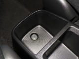 小物置きなどに最適です。