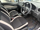 コンパクトで、とても運転し易いお車です。