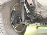 お車を安心してお乗りいただく為には、足回りの定期点検が欠かせません。サービスサポート(有償保証)では無料点検もご提供しており、安心のカーライフをお過ごしいただけるサポート体制が整っています。