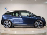 BMWでは重量配分にもこだわりがあり、FRモデルでは50:50とFFモデルでも60:40と前後の重量バランスにこだわり、軽快なハンドリングを実現しております。