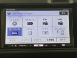 ナビを装備。タッチパネル式で使いやすく、お出かけもラクラクです。