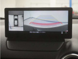 バックカメラ搭載です!車庫入れが苦手な人はもちろん、車両感覚に自信がある人にもお勧めです!見えない箇所が見えるようになるので、低い障害物や隠れてしまっている子供の存在等にも気付く事が出来ます。