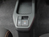 電動パーキングブレーキ&オートブレーキホールド機能つき♪日々の運転が楽になります。