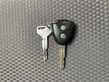 当店のお車をご覧いただきましてありがとうございます。お車についてのご質問やお見積りのご依頼、ご購入にあたってのご相談などは無料電話(0078-6002-312860)にお気軽にお問い合わせ下さい!