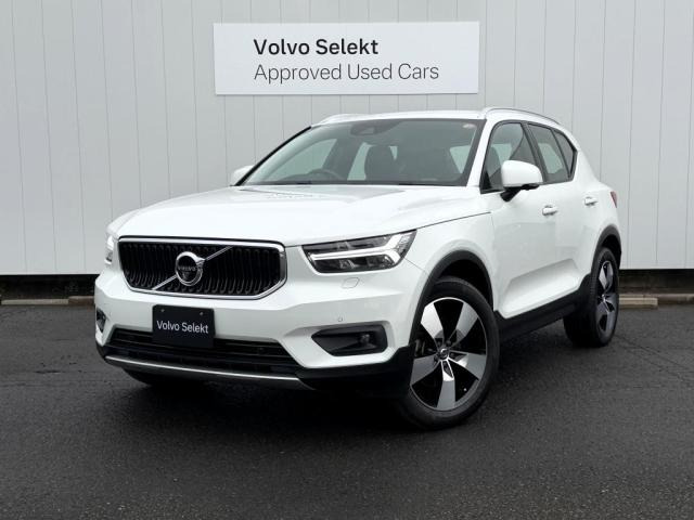 XC40 T4 AWD モメンタム 4WD
