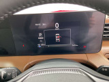 視認性の高いメーターで運転情報を的確に把握できます!