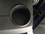 車が大好きなスタッフが心をこめて接客いたします。お客様一人一人のお車に対する思いや気持ちをうかがい、充実した時間が過ごせるよう努めます。