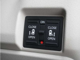 ◆両側電動スライドドア◆狭い駐車場でも乗り降りが楽々♪お子様が隣の車にドアを当ててしまう心配もございません!小さなお子様連れの方もこれで安心。