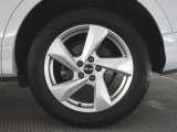 アウディ認定中古車の延長保証制度はお客様のご希望により、有償にて一年間延長することが可能です。 アウディの安心なカーライフをお約束します。  ※料金など詳細は販売店にお問い合わせください。