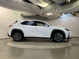当社でご購入頂いた全ての車両はご納車前、エンジンオイル交換・ワイパーゴム・ブレーキ点検・調整・その他確認の上ご納車いたします。