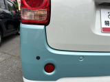 後ろにも踏み間違い防止のセンサー付いていて車庫入れも大丈夫!