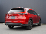 北米仕様の3列シートSUV「CX-9」を日本国内向けにリサイズすることで、重量に負けない強靭なボディの多人数SUVが誕生しました。