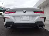 BMW正規販売店のお車は、全てのお車にBMW認定中古車保証書が発行されます。保証約款もございますので、保証内容が明確でございます。お客様にご安心してお乗り頂けますよう、全力でお客様をサポート致します。