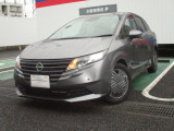 当社社用車UP!!走行約4,300km!!令和7年式、装備充実のお買い得なグレーメタリックのノートXが入庫しました!!内外装大変キレイです☆中古車は総額でご検討下さい♪