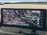 【メーカー純正ナビ】インテリアに溶け込むスタイリッシュな「専用設計」メーカーナビを装備♪視認性や操作性など基本性能にも優れ、より上質なカーライフをお楽しみいただけます。