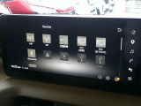 スマホミラーリング(スマホ等の映像がナビ画面にて視聴が可能)&フルセグTV&Bluetoothオーディオ・ハンズフリー通話機能付き♪