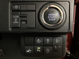左リヤのスライドドアを電動で開閉することが可能になっています☆運転席からもリモコンキーからもドアのハンドルからも開閉が可能です☆