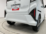 【コーナーセンサー】駐車が苦手な方には特におススメの装備です!搭載されたセンサーで障害物を検知、距離に応じてブザー音で段階的に知らせてくれます♪