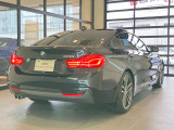 BMWのメカニックによる、100項目の納車前点検エンジン、ミッション、マフラー、電気系統やコンピュータなどを詳細に点検します。交換基準の部品があれば、純正部品を使用し整備した後にお客様にお渡しします。