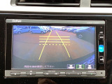 後方確認はバックカメラにお任せ♪後退時に便利で、駐車が楽になります♪