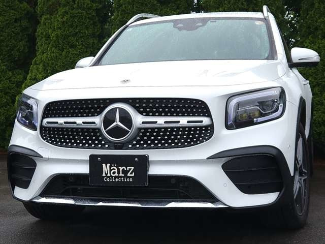 GLB GLB200d 4マチック AMGライン 4WD 