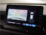 ◆リアワイドカメラシステム◆3種類の表示で後方確認をサポート♪セレクトレバーを「R」の位置に入れるとカメラ画像に切り替え。ノーマルビューでは従来のリアカメラと同様の標準的なビューで表示します!