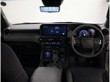 オシャレなインテリアで運転する気分も盛り上がりますよね^^