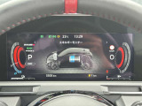より速く、気持ちよく、安心して走れる。駿足の電動シティレーサー、日産 AURA NISMOです。