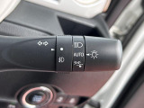 [オートライト]AUTOに合わせておくだけで夜間や、トンネル内で自動でヘッドライトが点灯します!付け忘れ消し忘れがないので楽々☆
