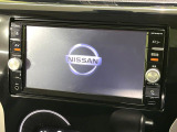 【メーカー純正ナビ】インテリアに溶け込むスタイリッシュな「専用設計」メーカーナビを装備♪視認性や操作性など基本性能にも優れ、より上質なカーライフをお楽しみいただけます。