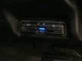 いまや快適なカーライフに欠かせないETCが付いています。