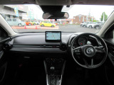 フロントガラスも広く視界が良くて運転しやすいです!!