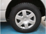 【タイヤ】タイヤの残量は8mmです。ご納車前に点検・空気圧調整もさせて頂きますので、ご安心下さい。