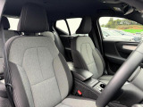 XC40 B4 モメンタム 