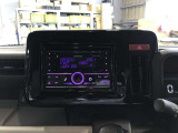 AM/FMラジオ&CDデッキはちょうど良い位置に配置されスイッチ類も大きいので操作し易いです☆