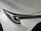 LEDヘッドライトです。デザイン性がよくとても明るいので、夜間の走行や悪天候でも安心です。しかも長寿命!