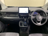 見晴らし良くて、操作もしやすいストレスフリーなドライバーズ空間。