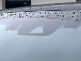 【トヨタセーフティセンス】走行中に前方の車両等を認識し、衝突しそうな時は警報とブレーキで衝突回避と被害軽減をアシスト。より安全にドライブをお楽しみいただけます。