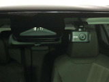ドライブレコーダー装備:車の走行中の主に外観を中心に記録する撮影機材です!交通事故発生時の責任の所在を明確にしたり、観光等を記録するのにも役立ちます!