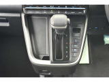 『トヨタ認定中古車』3つの安心を1台にセット!1.徹底した洗浄 2.車両検査証明書つき 3.ロングラン保証つき 全てをクリアした【安心】の証!詳しくスタッフまでお気軽にお問い合わせ下さい。